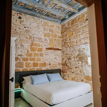 Hotel Ambrosia-Timeless Hosting à Palerme Extérieur photo